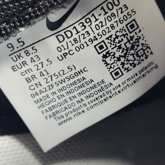 Nike Dunk Low Panda Black White Mens size 9.5 Athletic Sneaker Shoes DD1391-100 - Picture 7 of 10